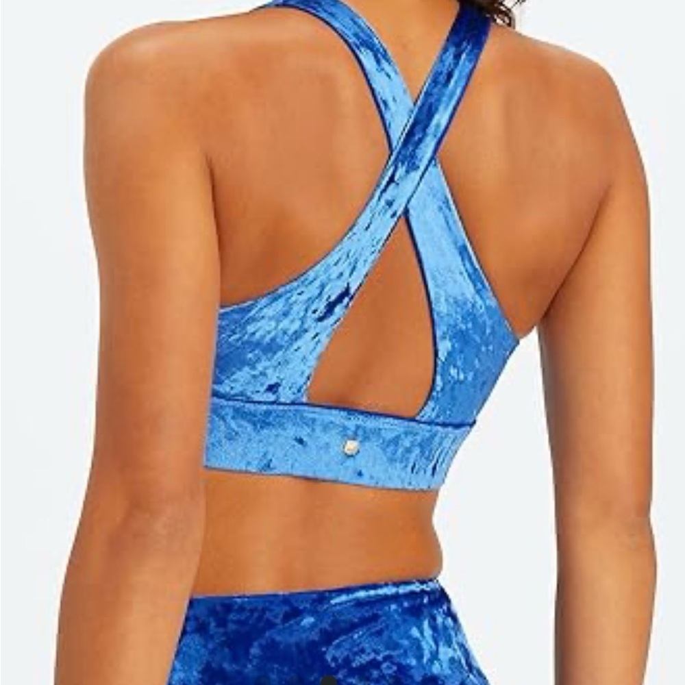 Fabletics Blue Velvet Women's Leggings and sports bra - Picture 3 of 16